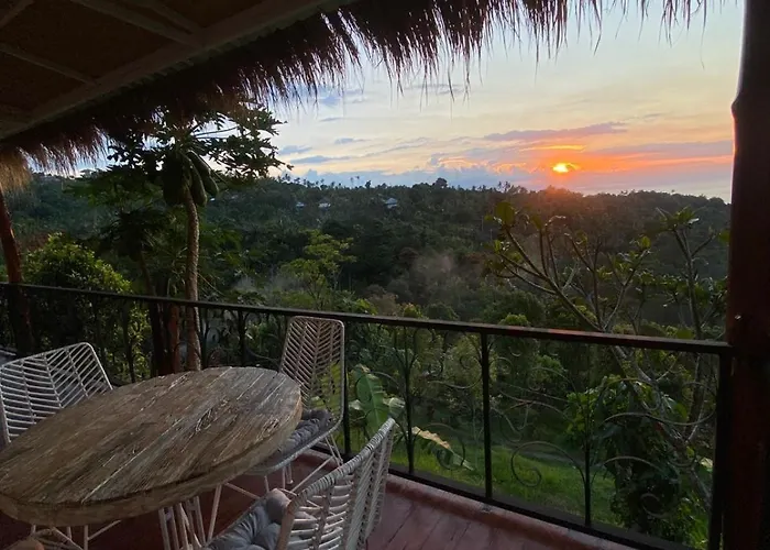 Oceanview Cempaga - Entire 2 Bedroom 135 Sqm Casa rural *