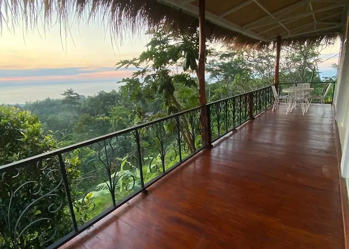 Casa rural Oceanview Cempaga - Entire 2 Bedroom 135 Sqm *